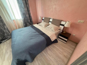 Inessa Lovely Comfortable Park Apartment